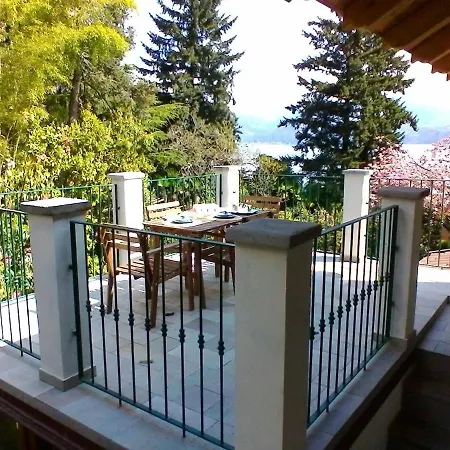 Apartment La Camelia D'oro Oggebbio