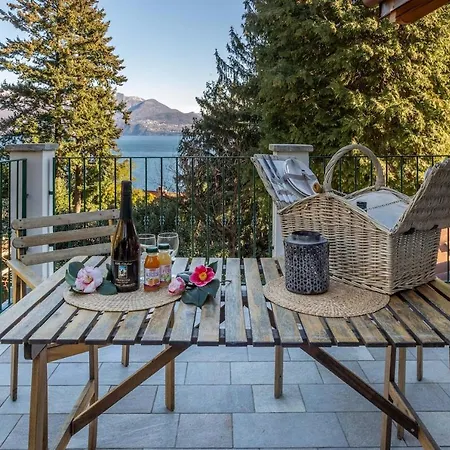 Apartment La Camelia D'oro Oggebbio